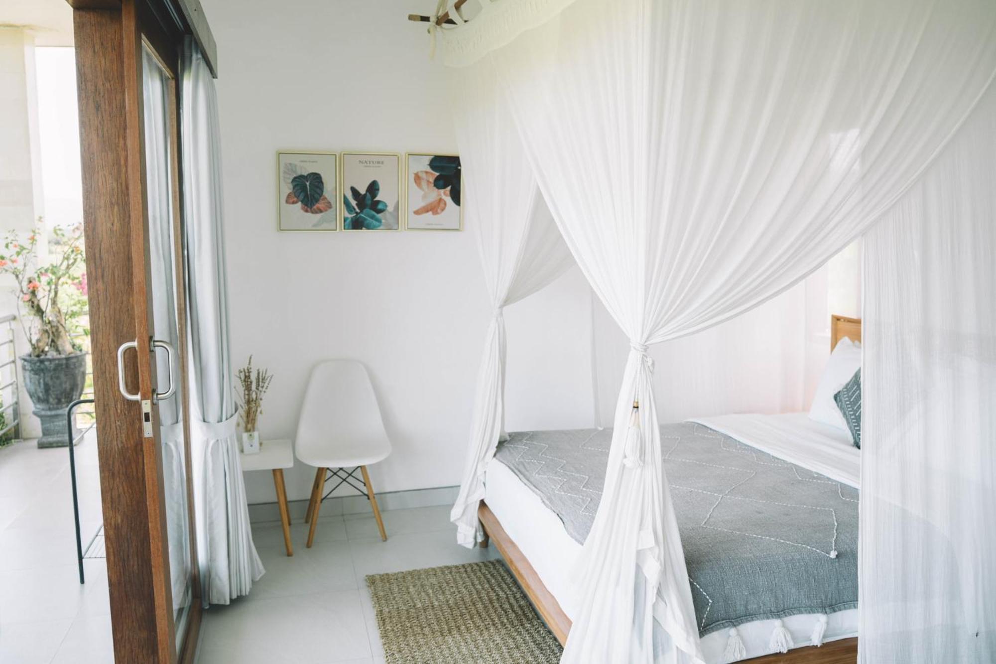 Three Palms Surf & Stay Medewi Airsatang Habitación foto